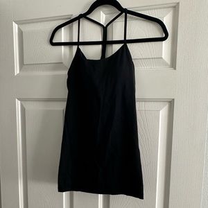 Lululemon Women’s Y Back Classic Tank Size 6 BLACK